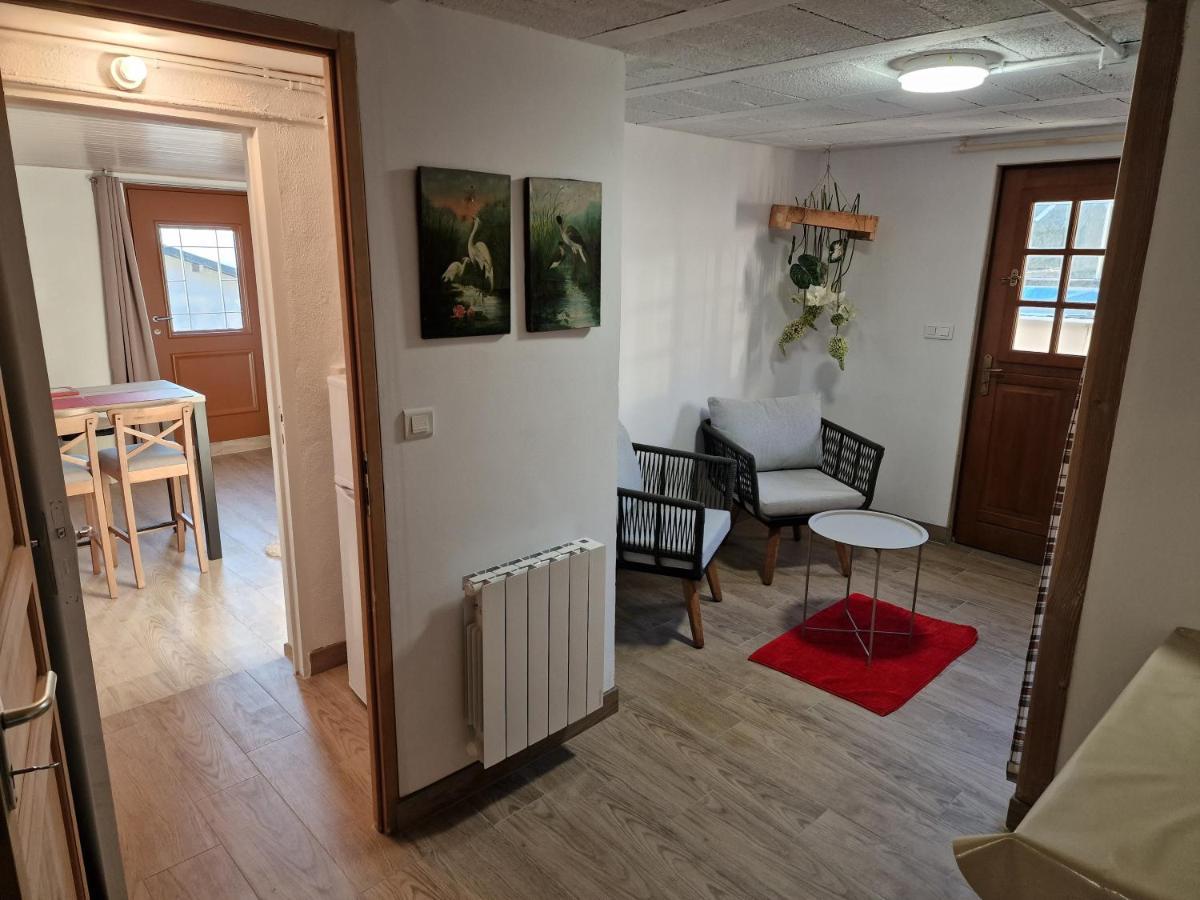 Poisy Studio Bellevue Appart Independant Renove 2024 Piscine Parking Proche Centre Annecy מראה חיצוני תמונה